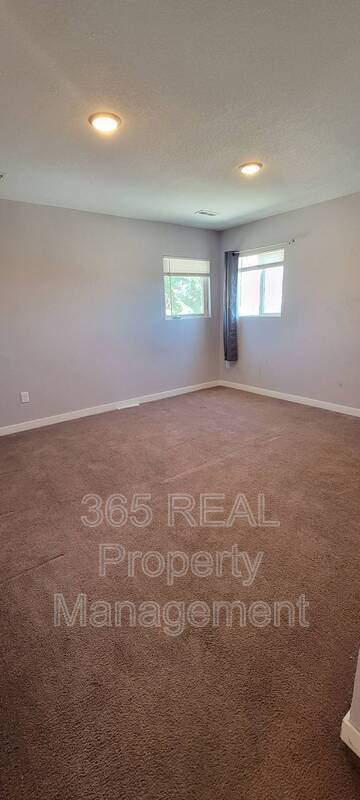 Building Photo - 3311-3311 11th Ave