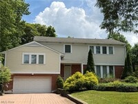 Building Photo - 2455 Buckhurst Dr