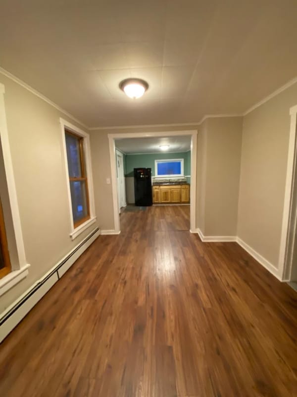 Building Photo - 2 East St