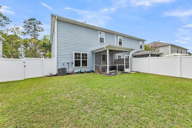 Building Photo - Beautiful 4BR/2.5BA Home in Highly Desirable Park West