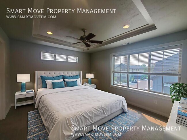 Building Photo - 3256 E Thoroughbred-