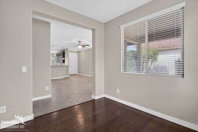 Building Photo - Beautiful 2Bdm 2Ba Home with Covered Backyard Patio in Buckeye - LOCATED IN A 55+ YEARS COMMUNITY.