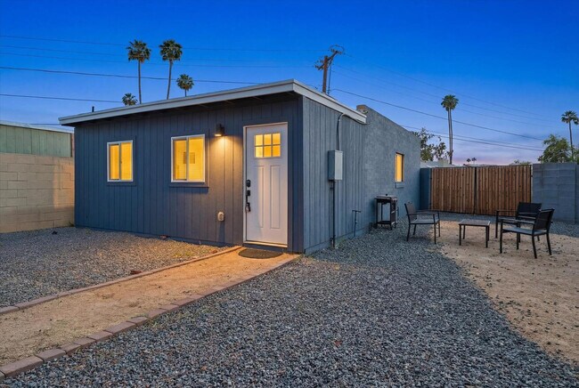 Building Photo - 1548 N Upland Cir