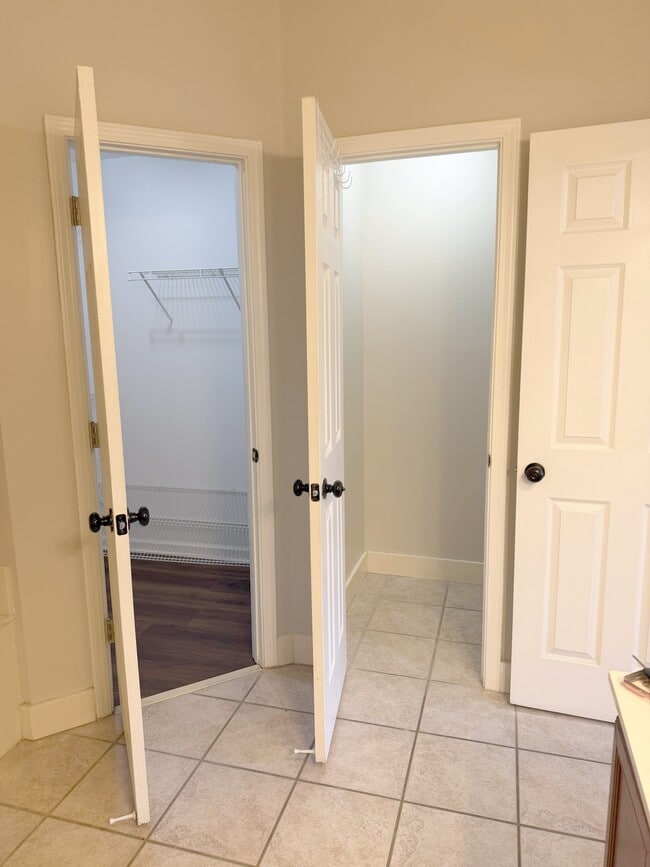 Building Photo - 4476 S Kanita Cove