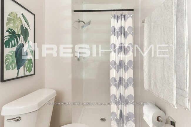 Building Photo - 8225 Freestone Dr