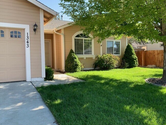 Building Photo - 1343 E Marion Russell Dr