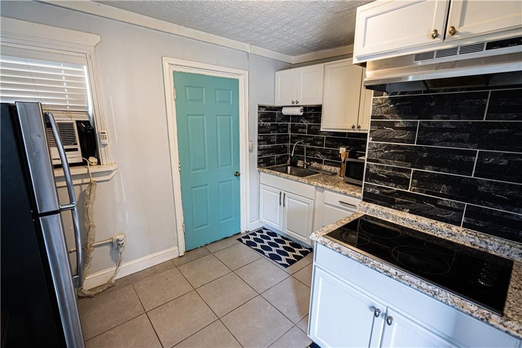 Building Photo - 235 Walnut St NW