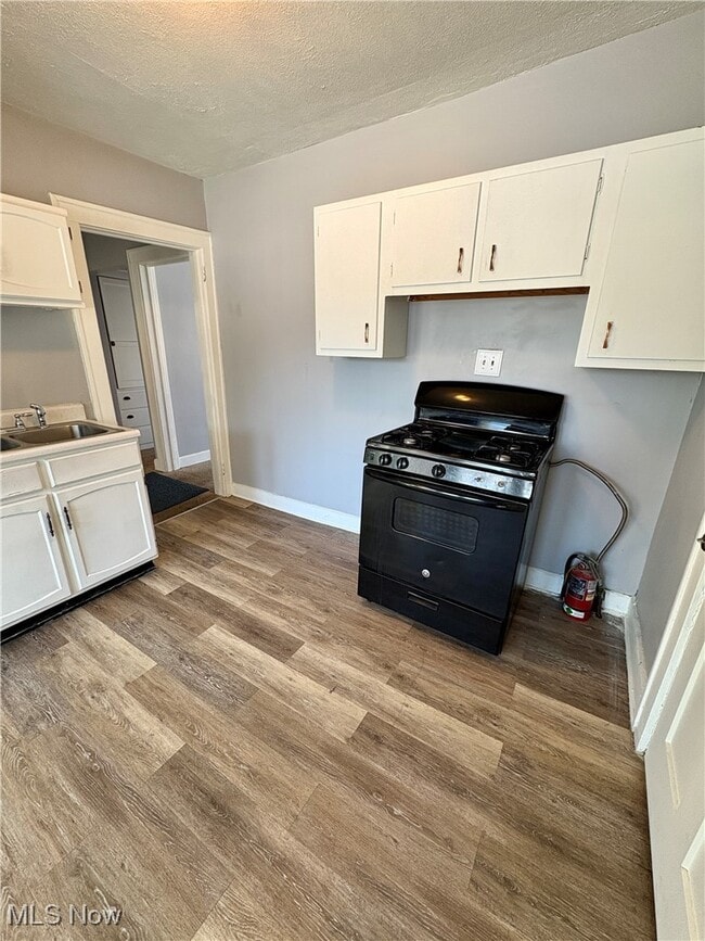 Building Photo - 16 N Richview Ave