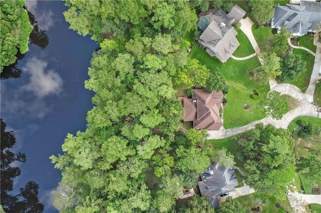 Building Photo - 8063 Winners Cir