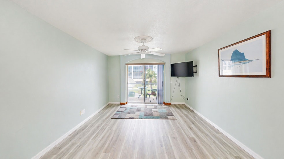 Building Photo - 1300 Seaway Dr