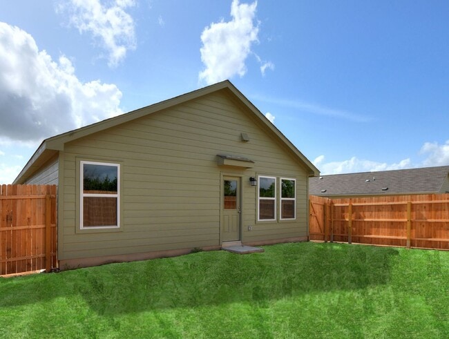 Building Photo - BEAUTIFUL 4BR/2BA - 1627 SF - WATERWHEEL!