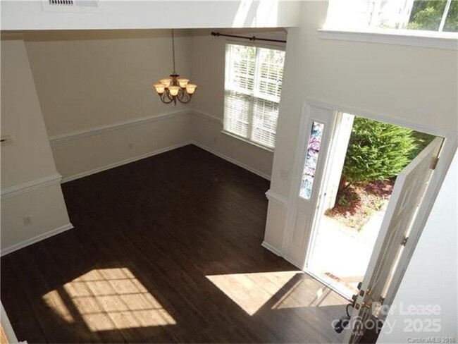 Building Photo - 17130 Cambridge Woods Ct