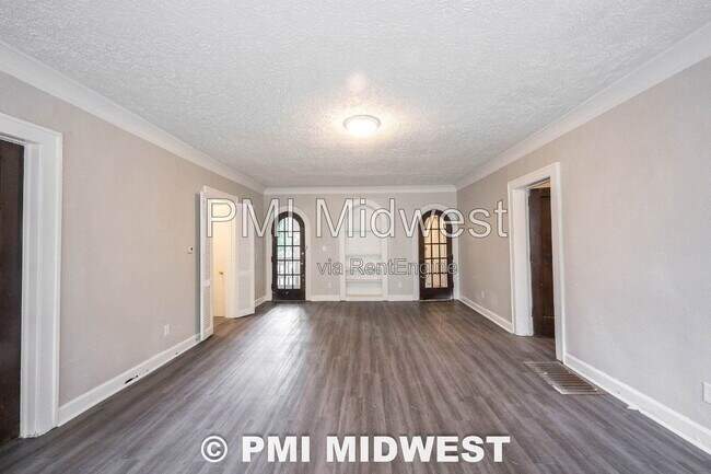 Building Photo - 3505 N Pennsylvania St