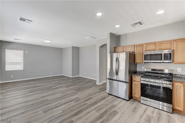 Building Photo - 9174 W Brilliant Prairie Ct