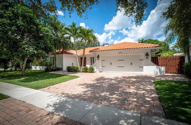 Building Photo - 20777 Soneto Dr