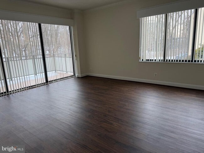 Building Photo - 5225 Pooks Hill Rd