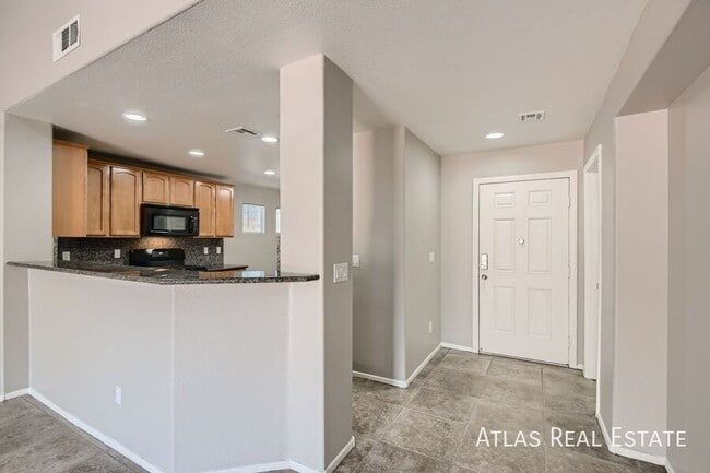 Building Photo - 5821 Alisa Roberts St