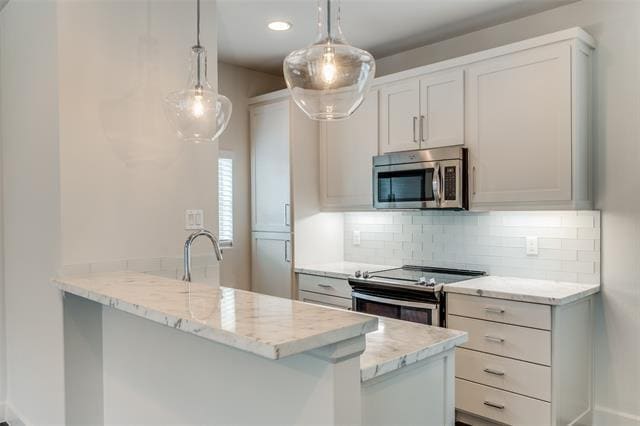 Building Photo - 5830 Oram St