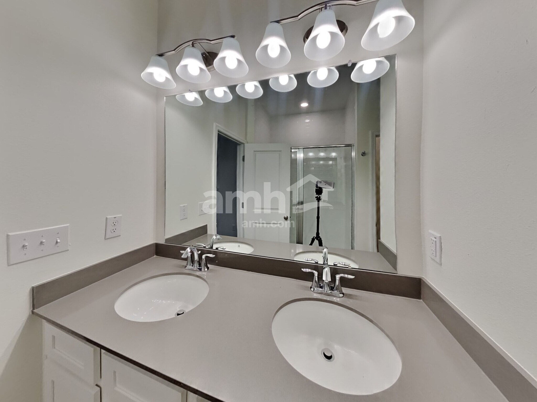 Building Photo - 3183 Artemisia Ln