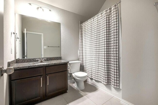 Building Photo - 3916 Joshs Cv