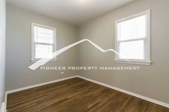 Building Photo - 41 S Osceola St
