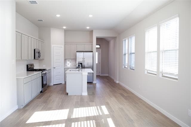 Building Photo - 3908 Nasworthy Dr