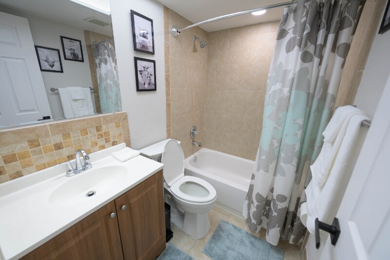 Building Photo - 1917 Wolford Rd