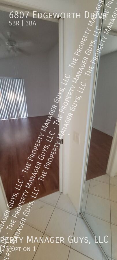 Building Photo - 6807 Edgeworth Dr