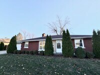 Building Photo - 1616 Mayfield Ave