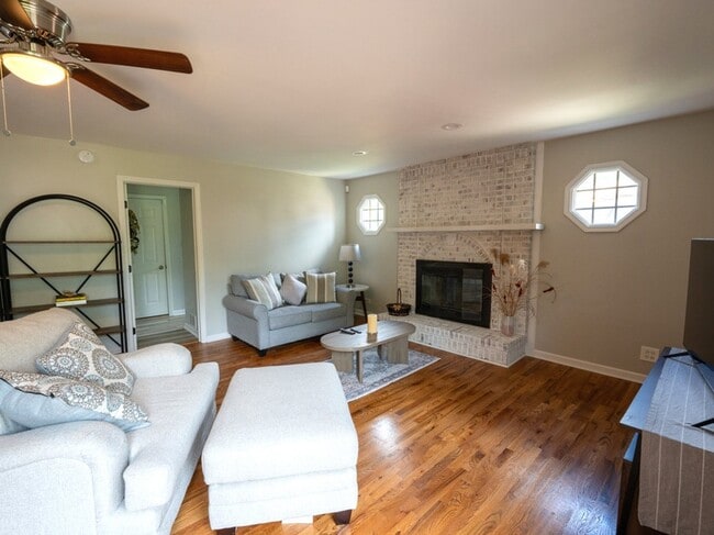 Building Photo - 17011 Danielle Ct