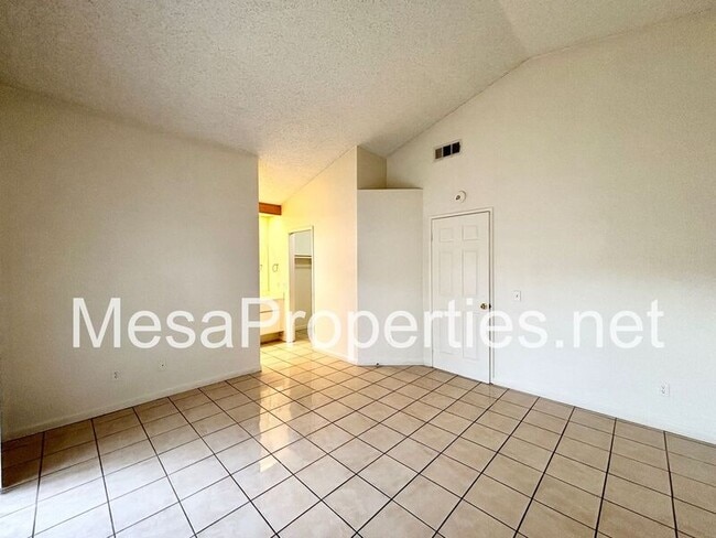 Building Photo - 13667 Gemini St