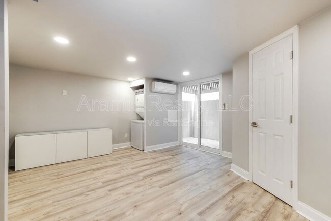 Building Photo - 794 Piedmont Ave NE