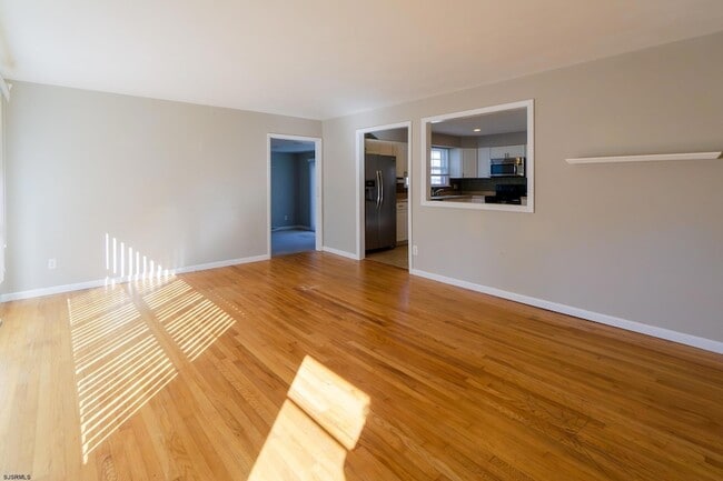 Building Photo - 318 Jefferson Ave