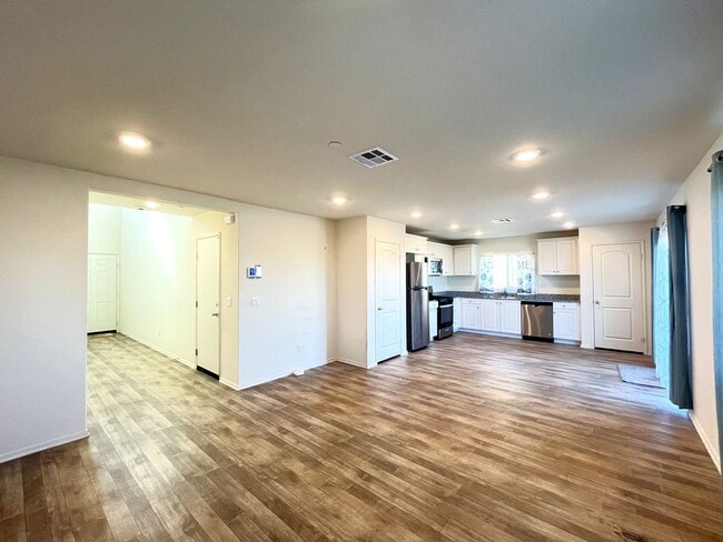 Building Photo - Newly Built 3 Bedroom, 2.5 bathroom Home in Adelanto, CA.