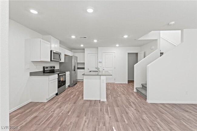 Building Photo - 4919 Olive Mesa Ave