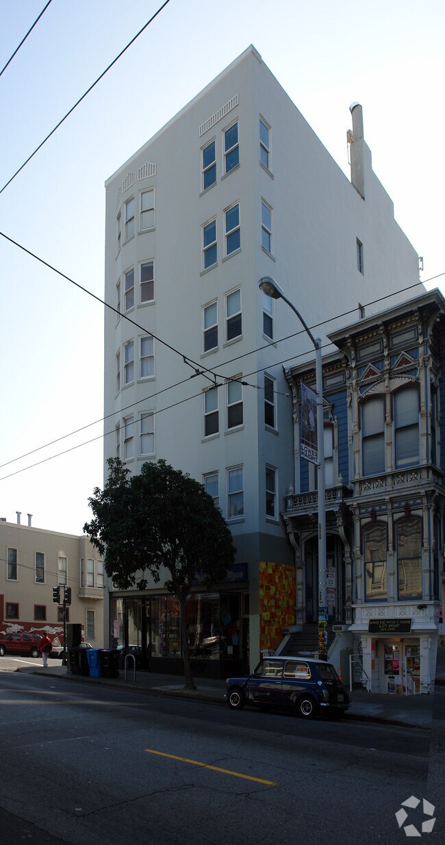Building Photo - 255 Steiner St