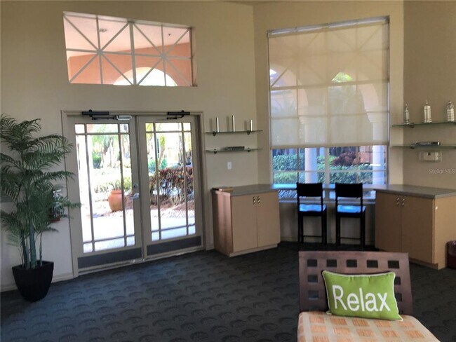 Building Photo - 5572 Metrowest Blvd