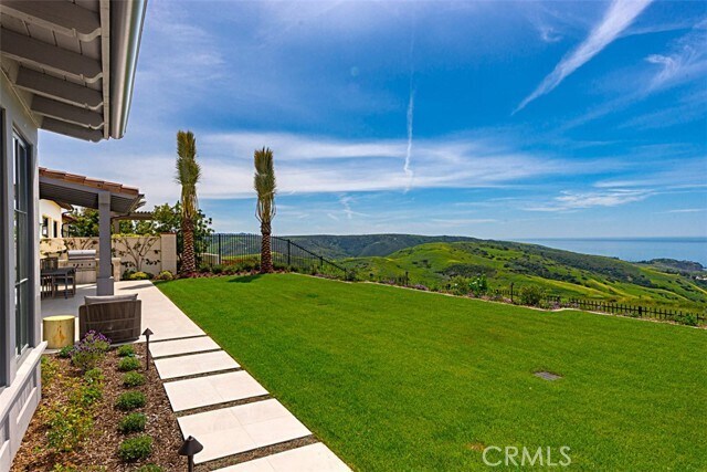 Building Photo - 12 Water Port