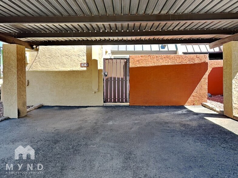 Building Photo - 8343 N 59th Dr
