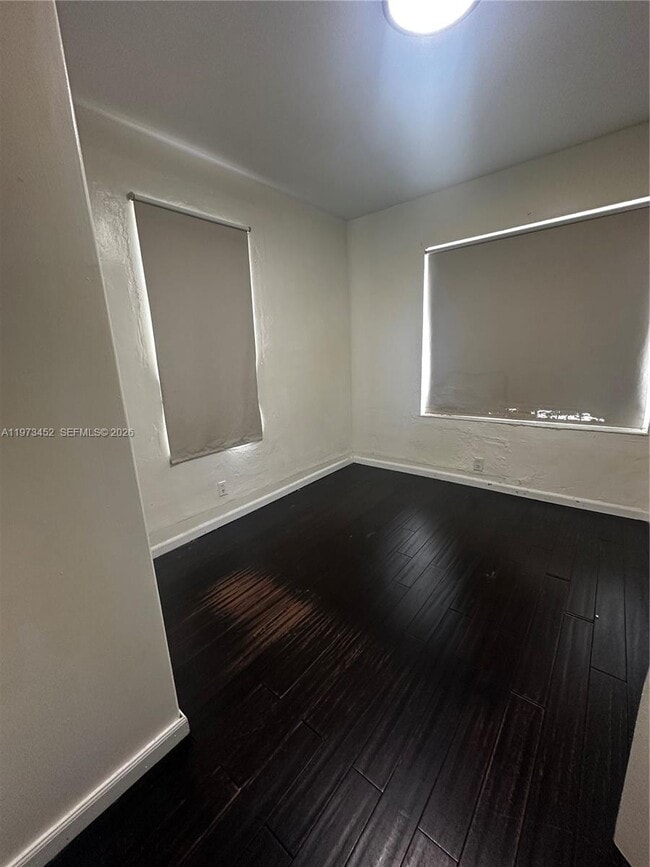 Building Photo - 3401 SW 24th Ter