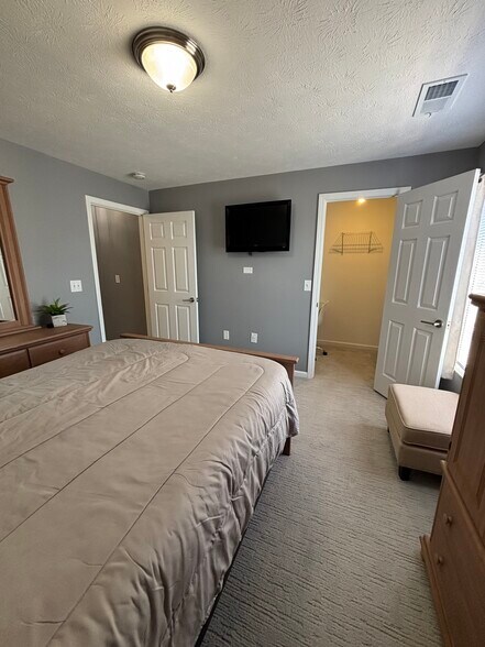 Building Photo - 248 Legends Creek Pl