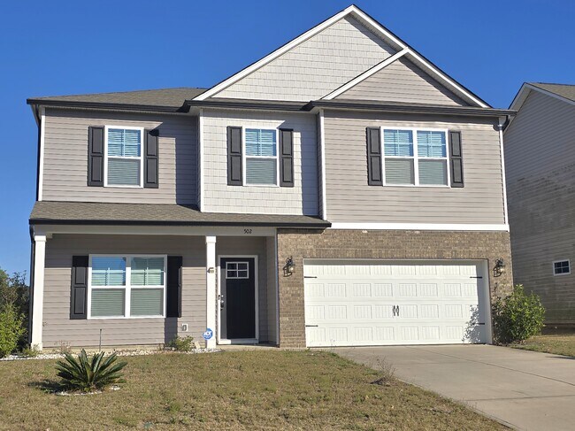 Primary Photo - 502 Geranium St