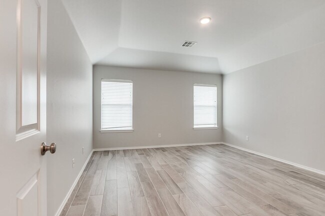 Building Photo - 3 Bed in Piedmont