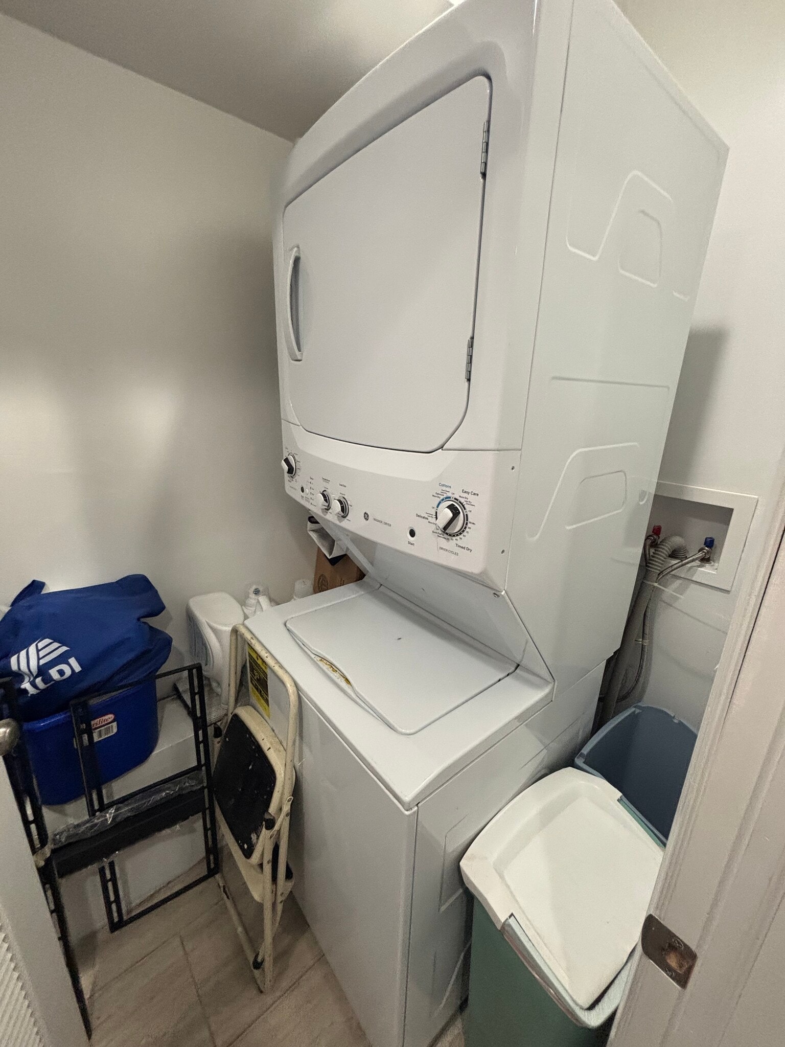 In-Unit Washer/Dryer - 34 Eaves Mill Rd