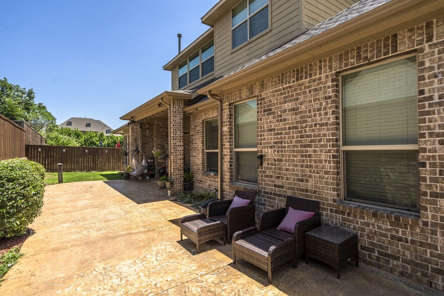 Building Photo - 1604 Woodrose Ct