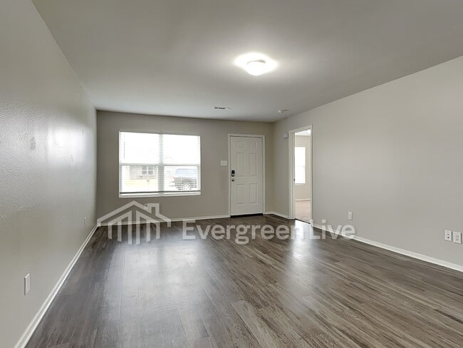 Building Photo - 3821 Glitterman Dr