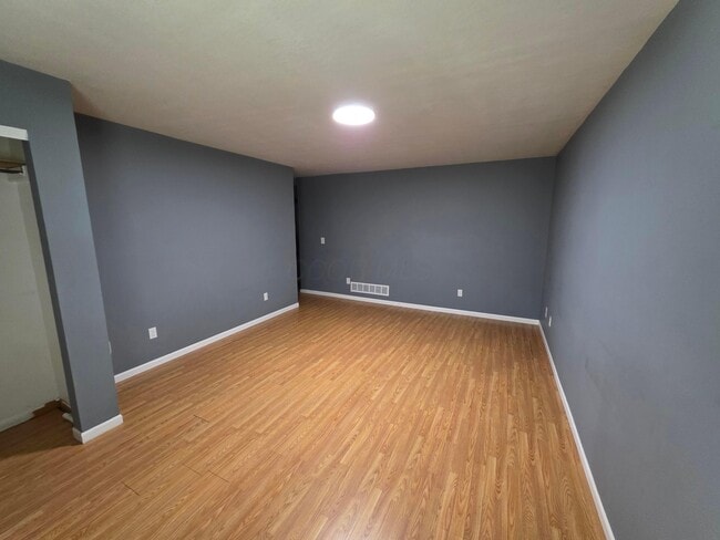 Building Photo - 2659 Four Seasons Dr
