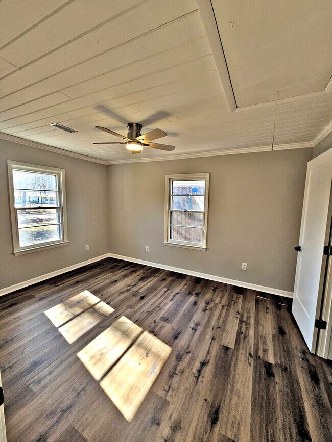 Building Photo - ***MOVE IN SPECIAL***HOUSE FOR RENT - HARTSELLE