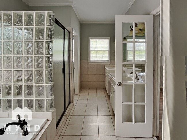 Building Photo - 1918 Tribble Crest Dr