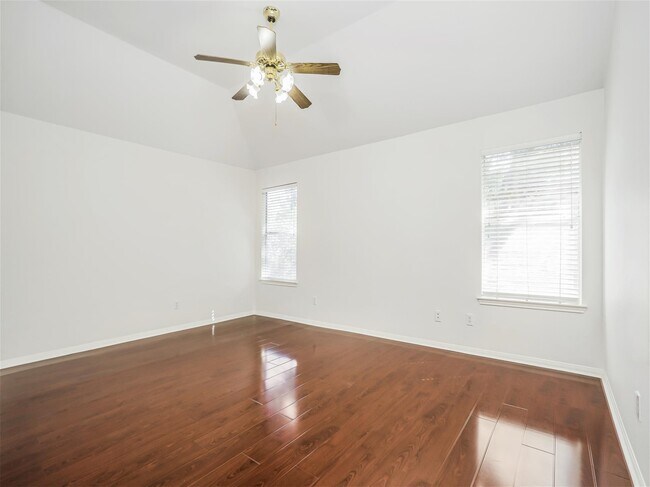 Building Photo - 1827 Senca Springs Ct